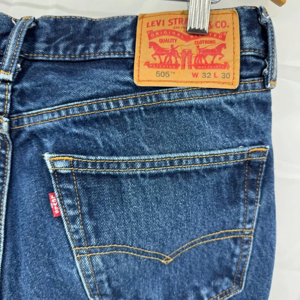 Levi's 505 Regular Fit Jeans Mens 32x30 Dark Wash Blue Straight Leg Denim